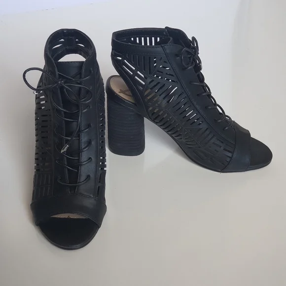 Sam Edelman Rocco Lace up Ankle Boots Womens 7 Black Laser Cut Open Peep Toe - Picture 2 of 13